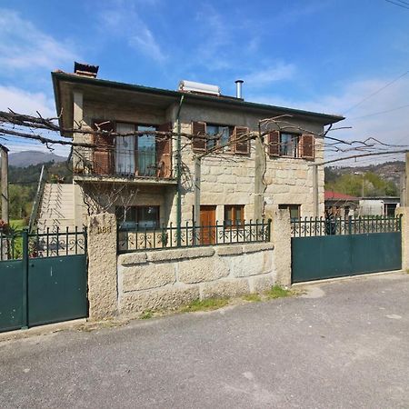 Casa Da Fatinha By Geres Casas Apartman Terras de Bouro Kültér fotó